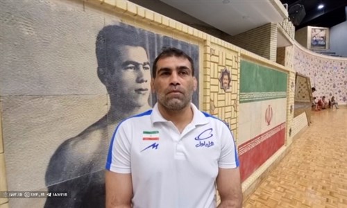 صحبت های رحیم گیوی مربی تیم ملی کشتی فرنگی (فیلم)